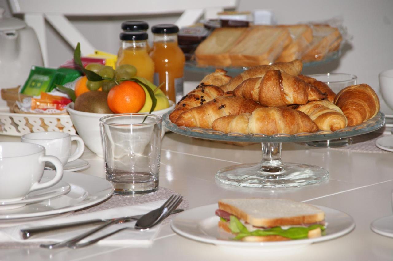 La Dama Room&Breakfast Russi Eksteriør bilde