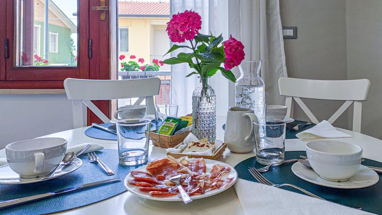 La Dama Room&Breakfast Russi Eksteriør bilde