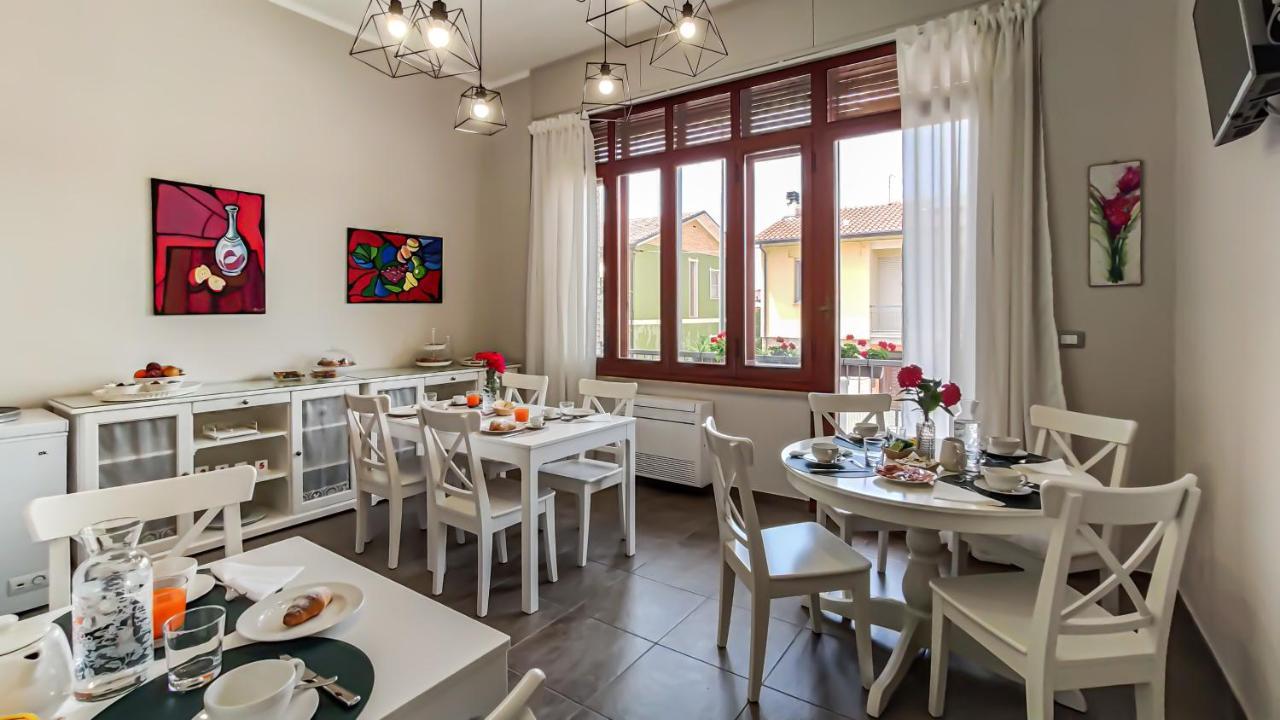 La Dama Room&Breakfast Russi Eksteriør bilde